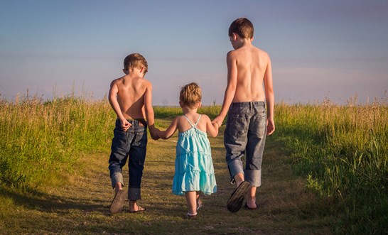 Differences between Binding Child Support Agreements & Limited Child Support Agreements