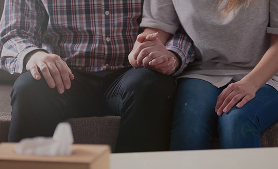 Difference between a common law claim and the national redress scheme for victims of childhood abuse.